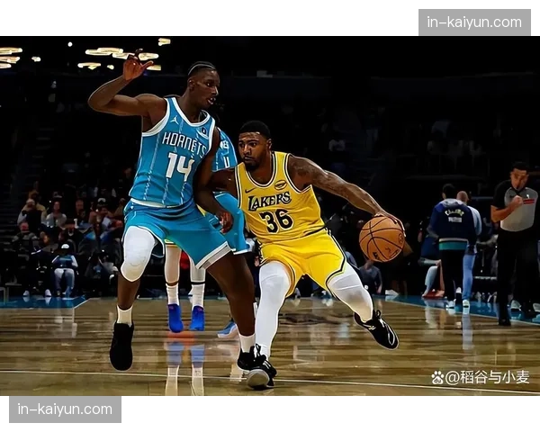 湖人慢热特征明显 第一节净效值-7.7第四节+9.8反差巨大